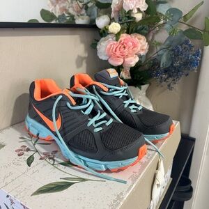 Nike Women's Black and Orange Athletic Shoes